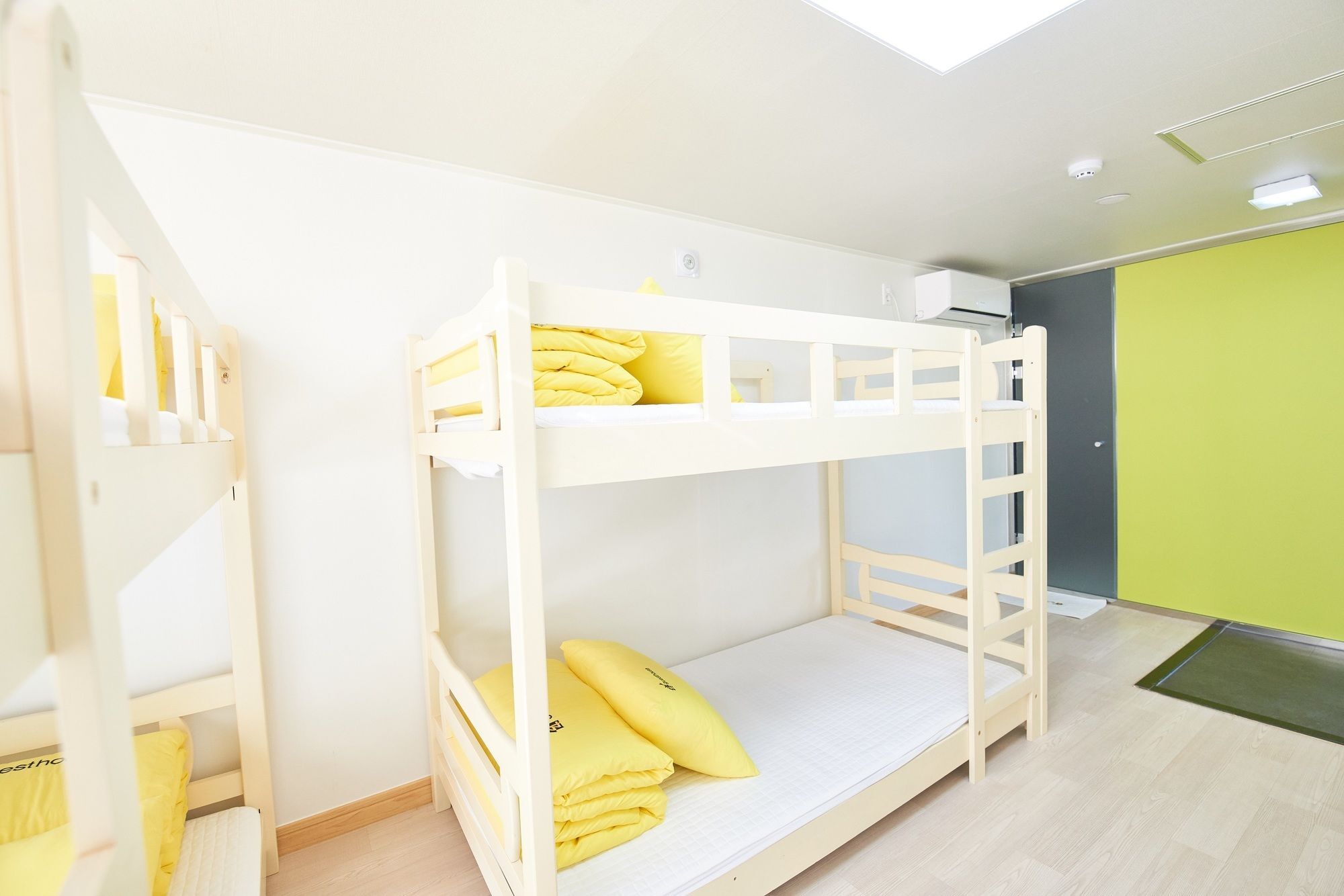 24 Guesthouse Jagalchi Pusan Zewnętrze zdjęcie